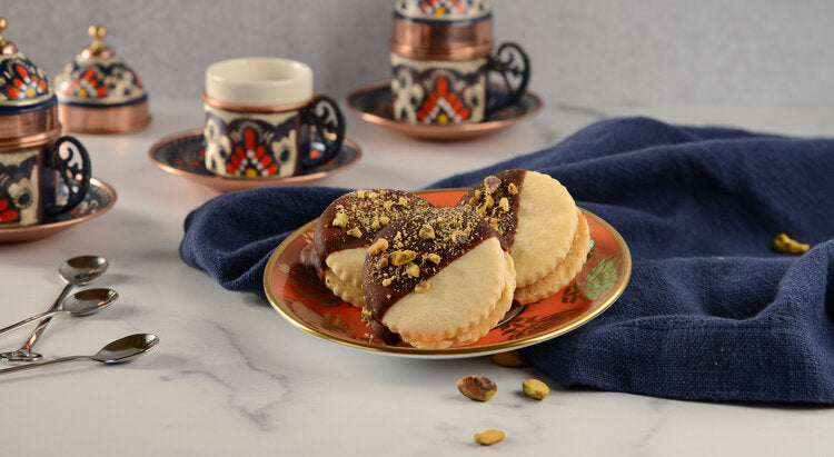 Pistachio Almond Amaretto Sandwich Cookies