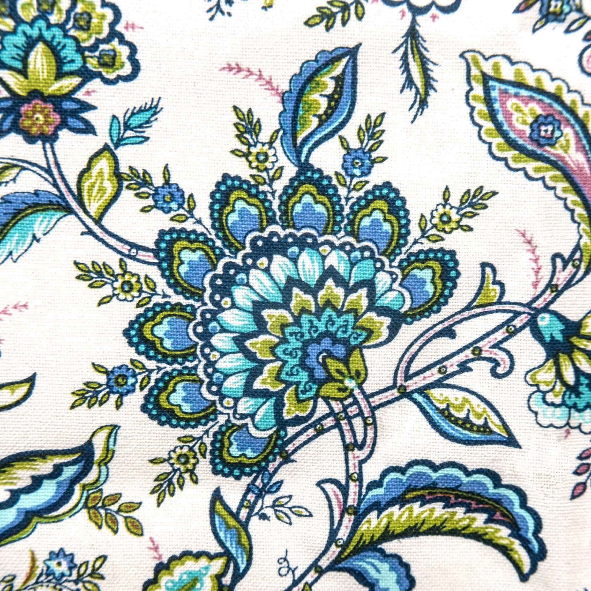Luxe Decorative Tea Towel Set | Close up of Mary's signature pattern