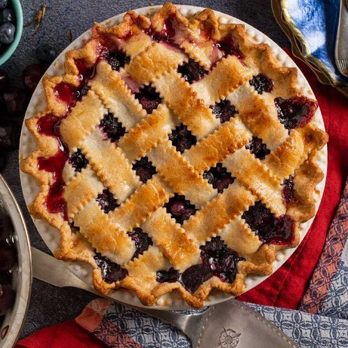 Bumbleberry pie