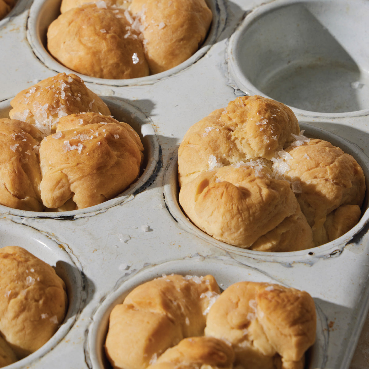 Cloverleaf Rolls with Easy Pumpkin Spiced Honey Butter Recipe
