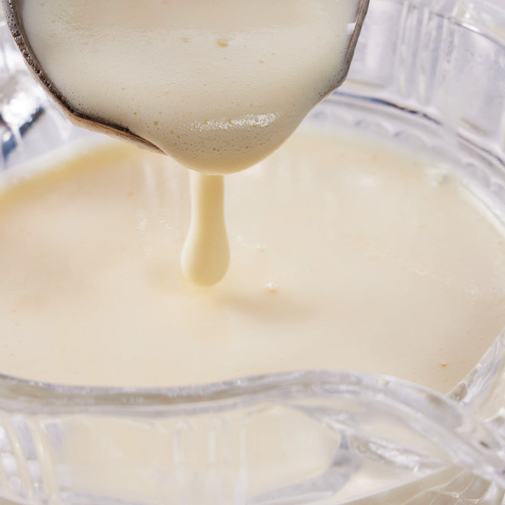 Crème Anglaise: Simple Vanilla Custard Sauce