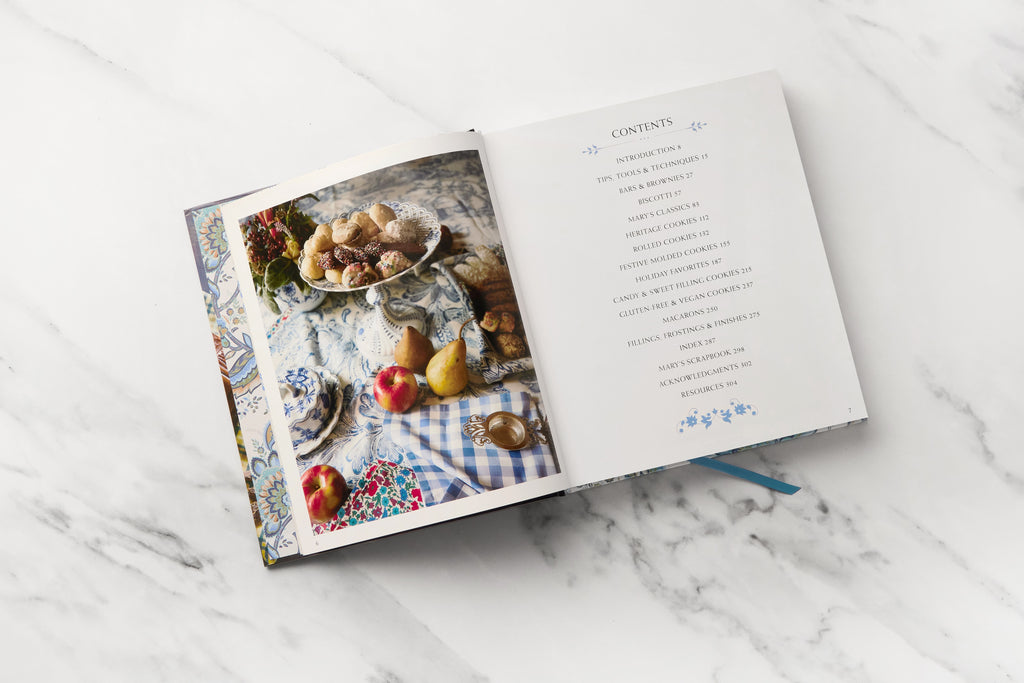 Gift of Cookies: Recipes To Share With Family & Friends