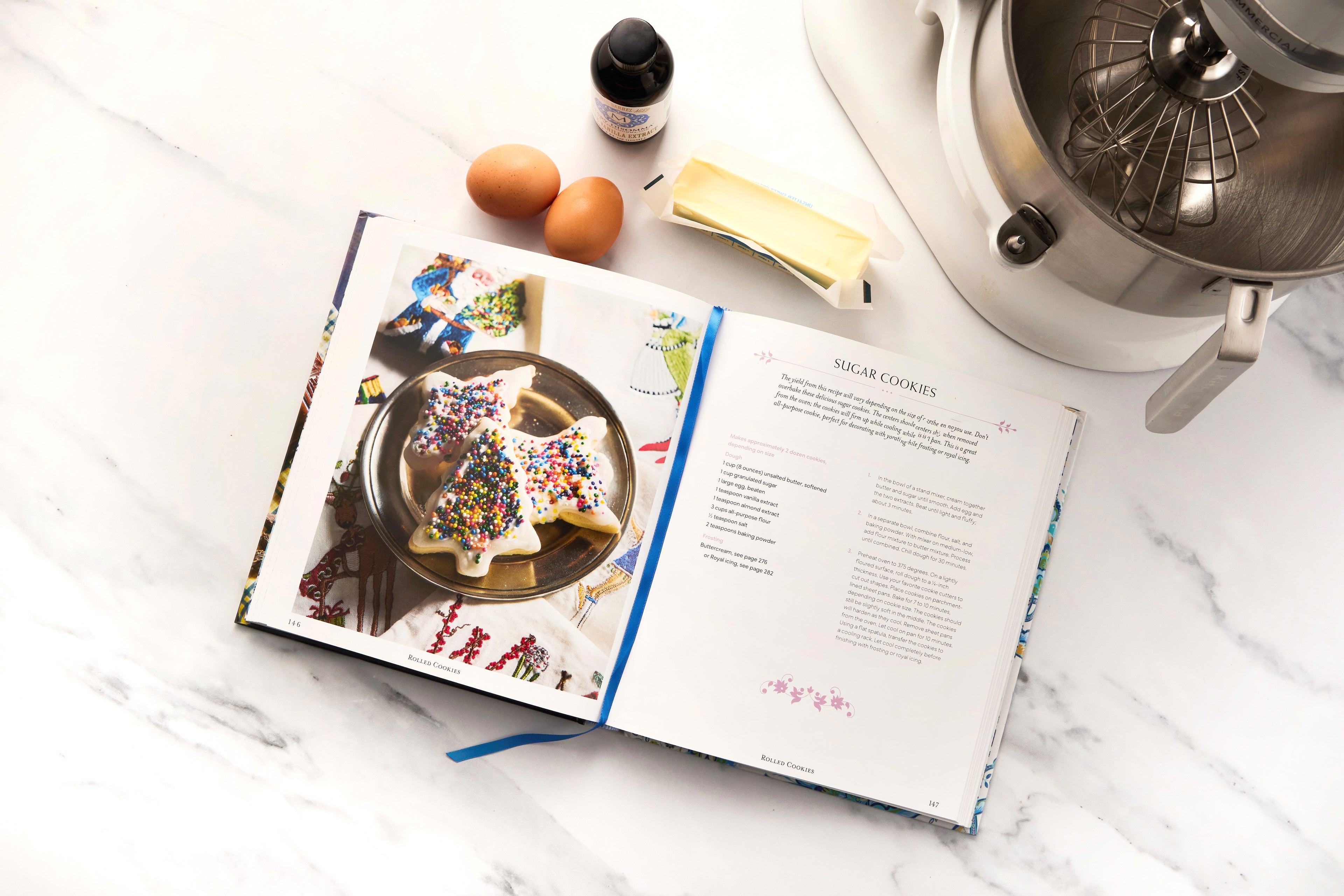 Gift of Cookies: Recipes To Share With Family & Friends