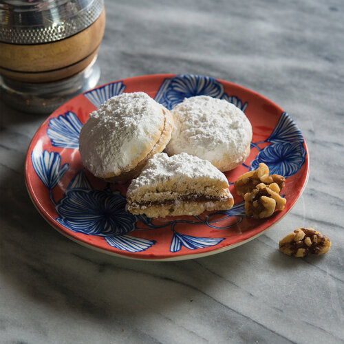 Alfajores (Argentinean Dulce de Leche Cookies)