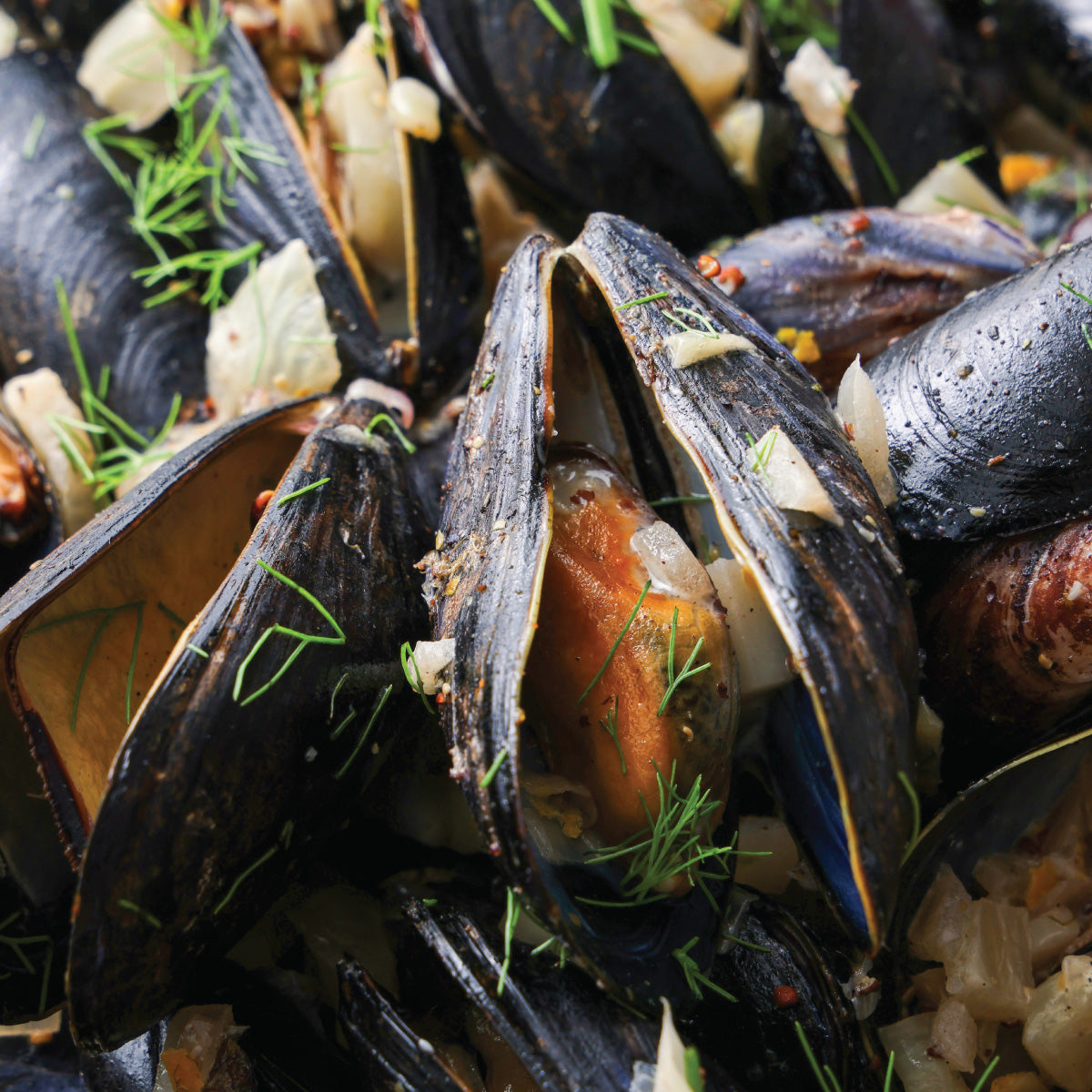 Mussels with Fennel & Potato Wedges