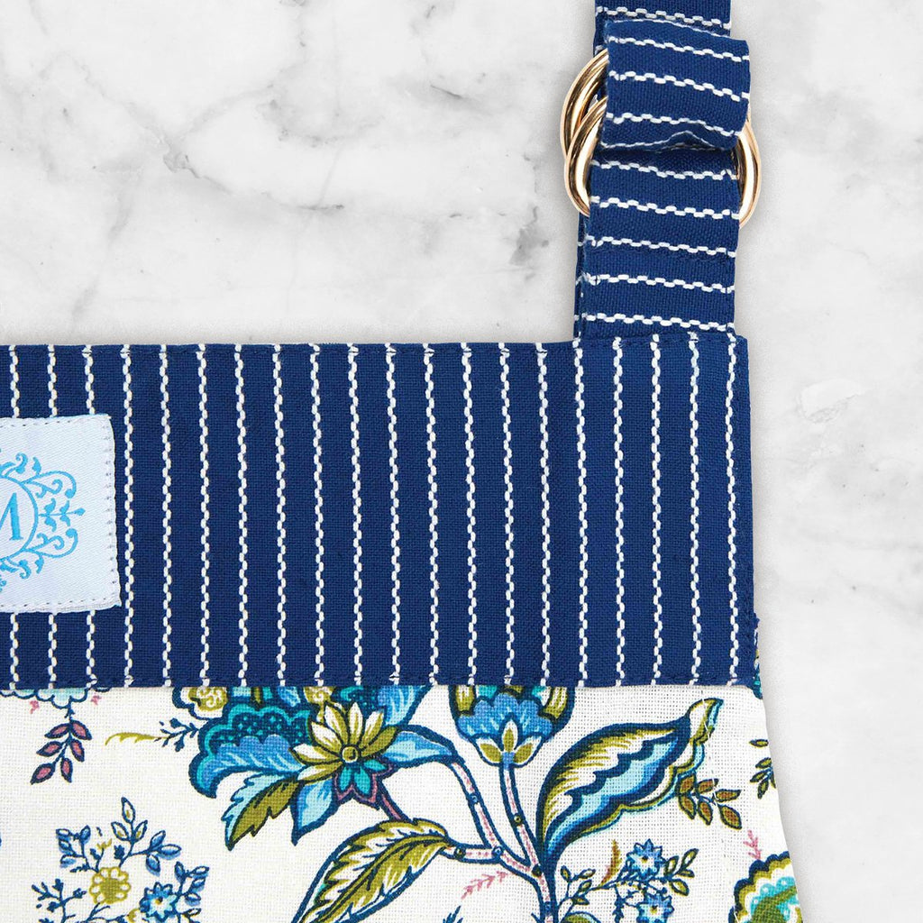 Luxe Kitchen Apron with Adjustable Straps | Close up of strap